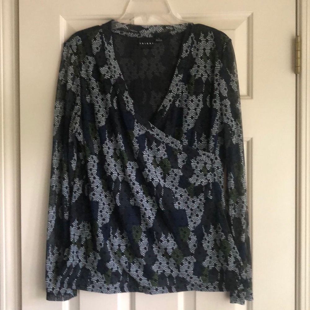 Tribal navy print top
